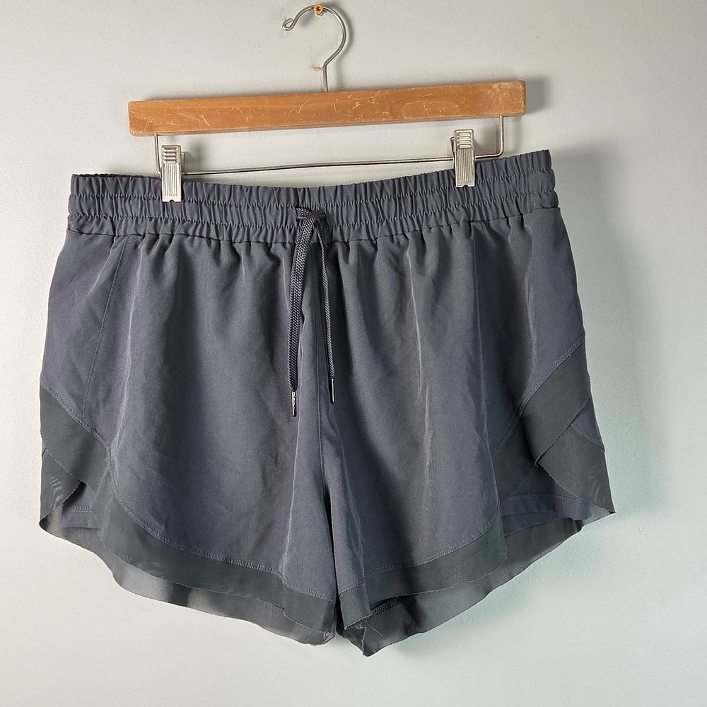 Halara Athletic Shorts Womens XL Grey Excellent Double Layer Mesh Gym Running